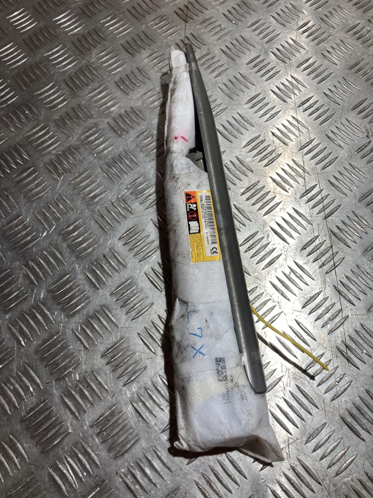 Купить Подушка сиденье левая toyota prius iv 15-