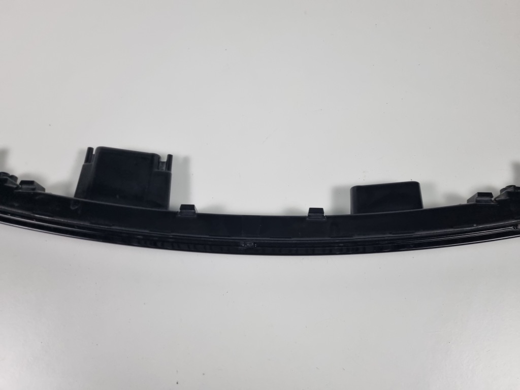 Mercedes eqa w243 лампа передня середня накладка led a2439063200 Київ