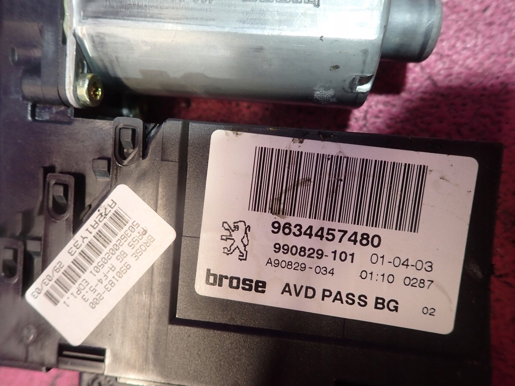 фото №5, Peugeot 307 kombi подъемник стекло правый 9634457480