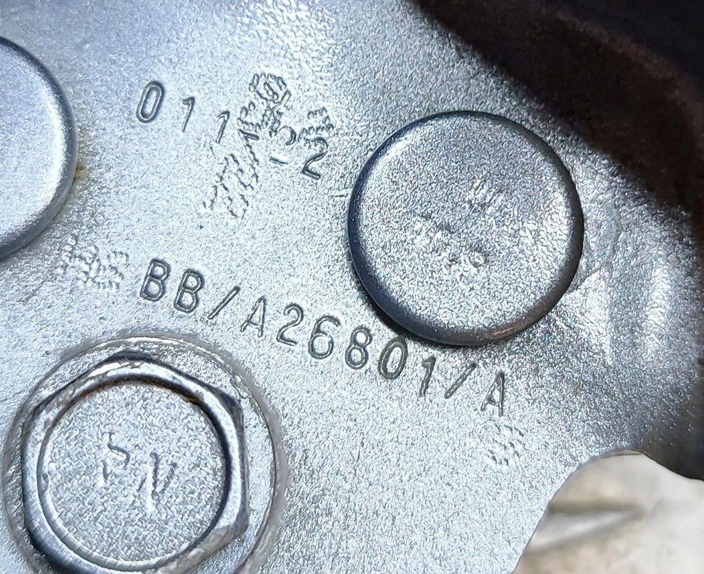 фото №6, Ford mustang mach-e 2022 ліва сторона петля нижній двері задніх