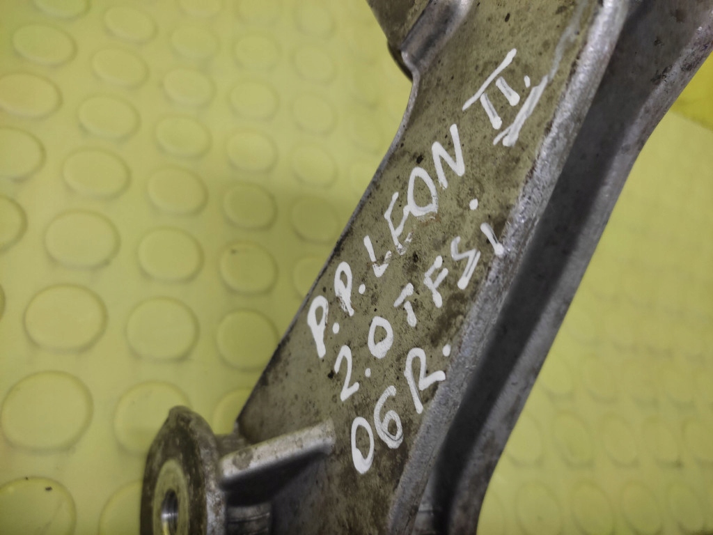 фото №6, Seat leon ii 2.0 tfsi кронштейн рычага правый перед 1k0199296e