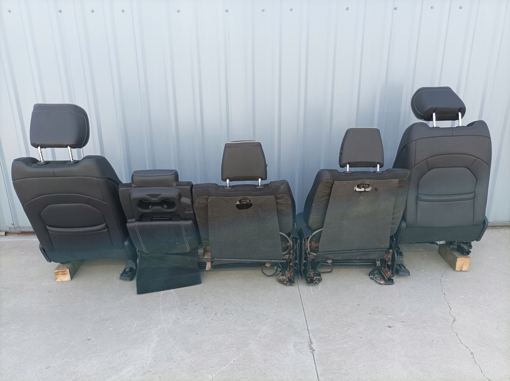 фото №16, Dodge ram 19- сиденья комплект laramie usa