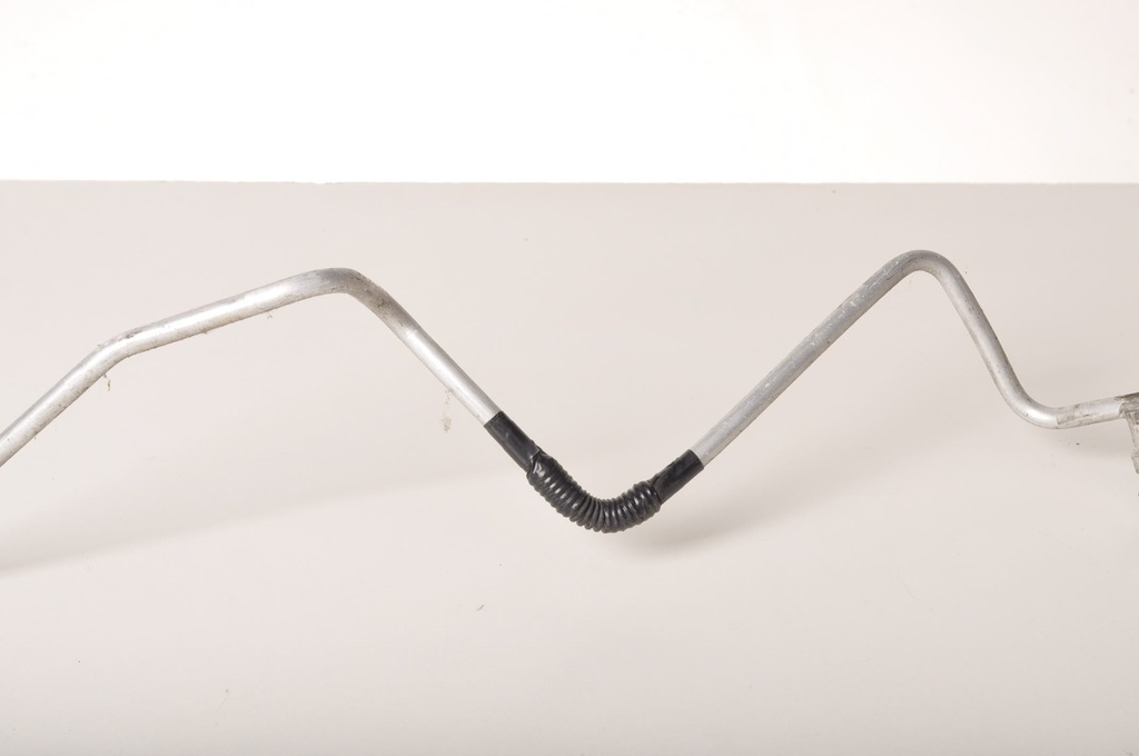 фото №7, Nissan leaf i ze0 шланг кондиционера