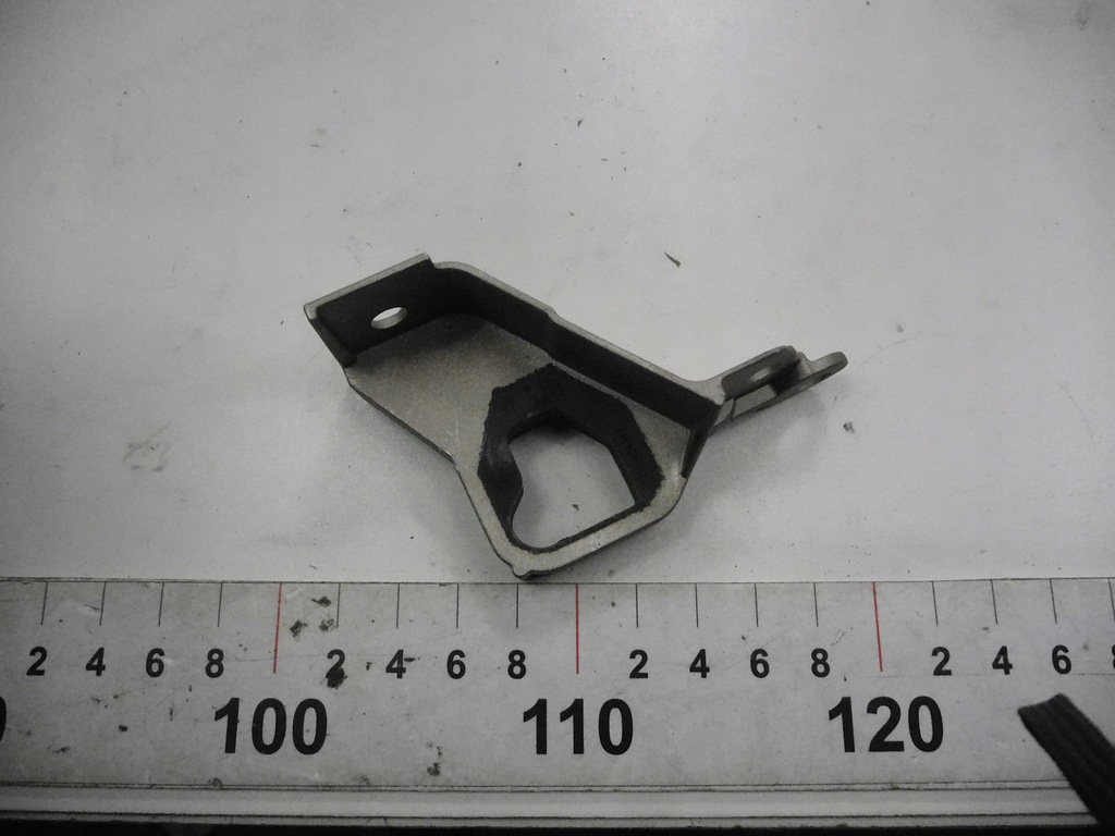 фото №3, Кронштейн глушителя renault clio ii thalia 7700424342