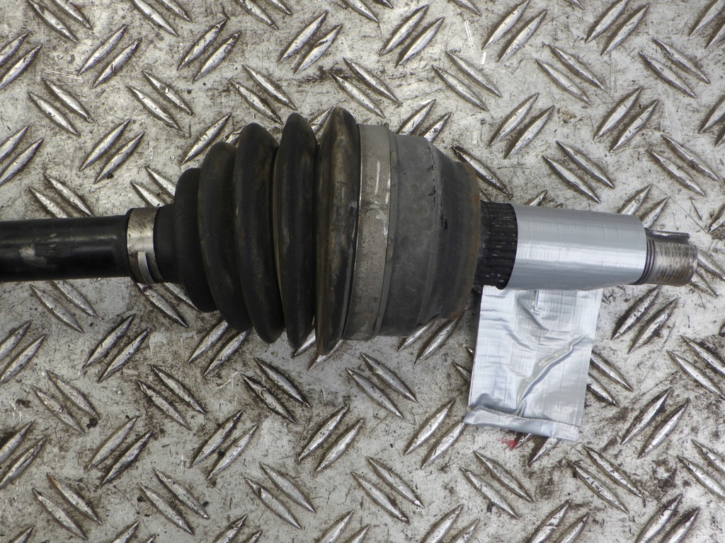 фото №6, Maserati levante привідний вал права перед