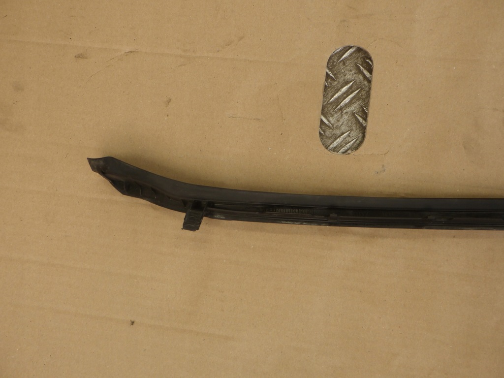 фото №8, Bmw 2 f46 молдинг скло лобове права