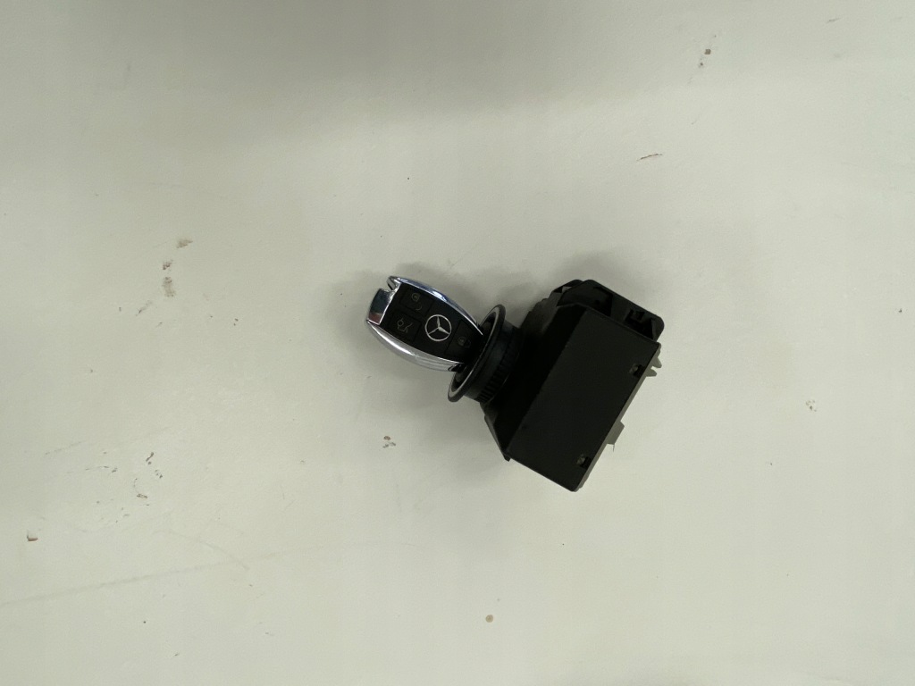 фото №1, Замок запалювання mercedes w212 w207 w218 2189054701