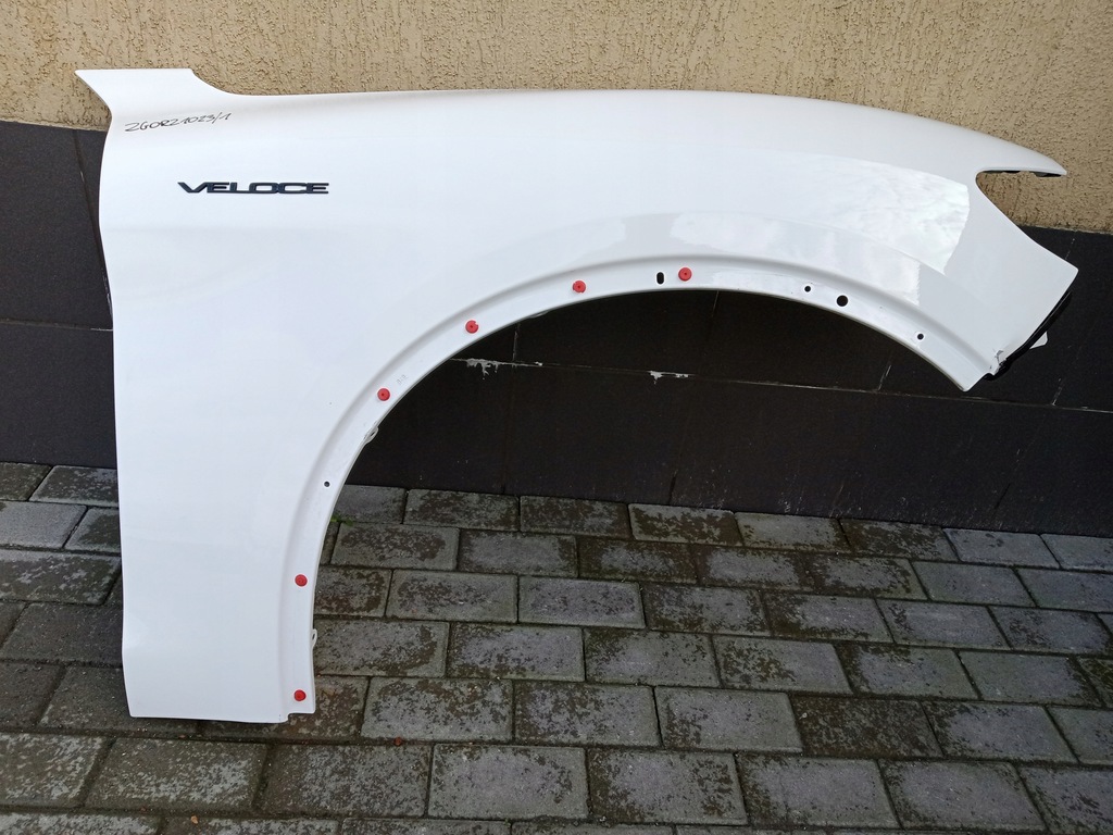 фото №14, Alfa romeo stelvio veloce 16-23 крила передній правий