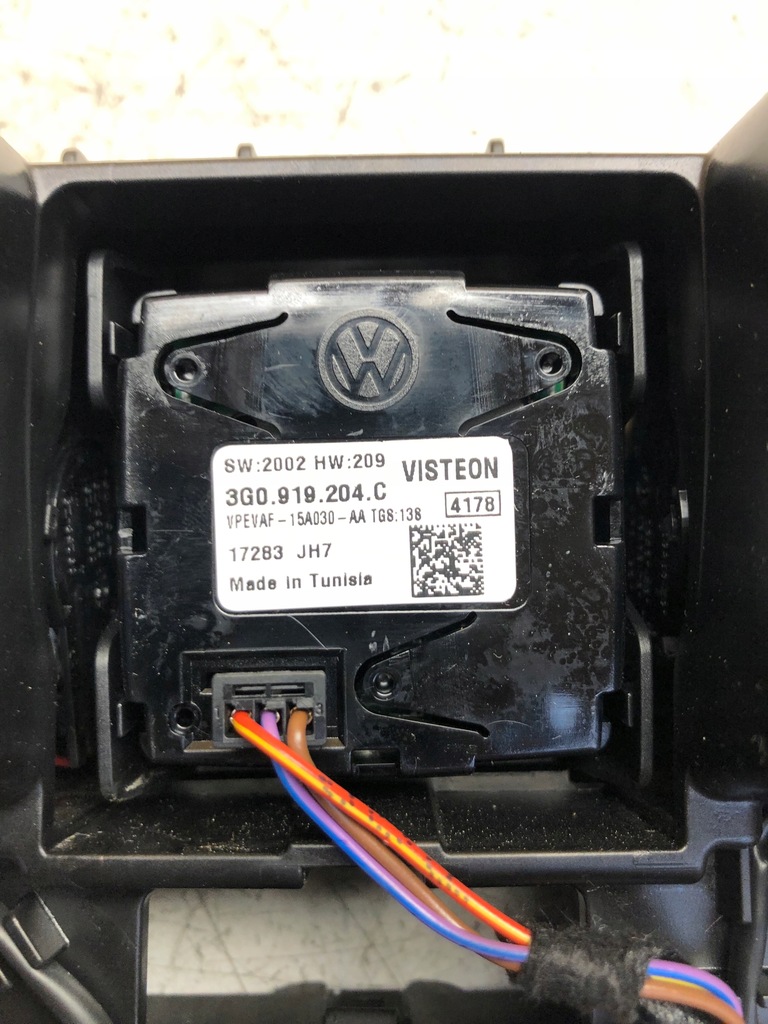 фото №7, Решітка обдув середня passat b8 3g1857083