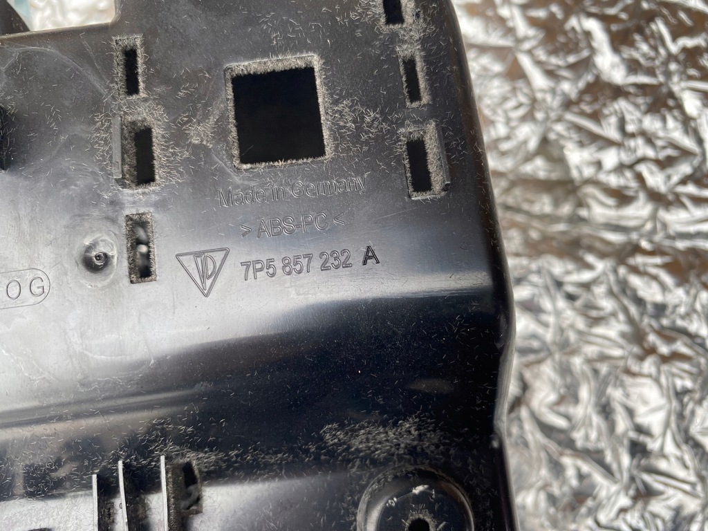 фото №9, 7p5857232a бардачок туннель среднего porsche cayenne 7p5 разъём usb aux