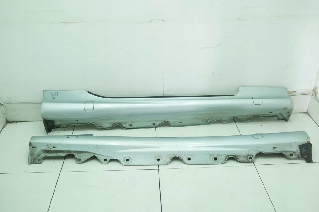 Купить Накладка  порог левая правая порог цвет 762 mercedes sl r230