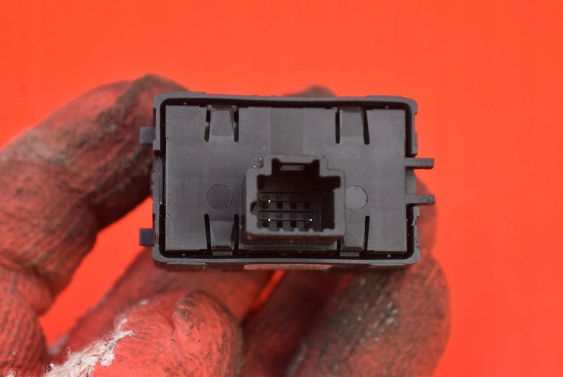 фото №7, Переключатель блокировка окон dacia duster 2 ii 20r