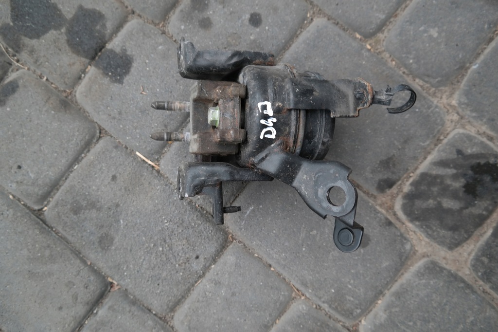 фото №1, Corolla verso i 2.0 d4d подушка двигателя