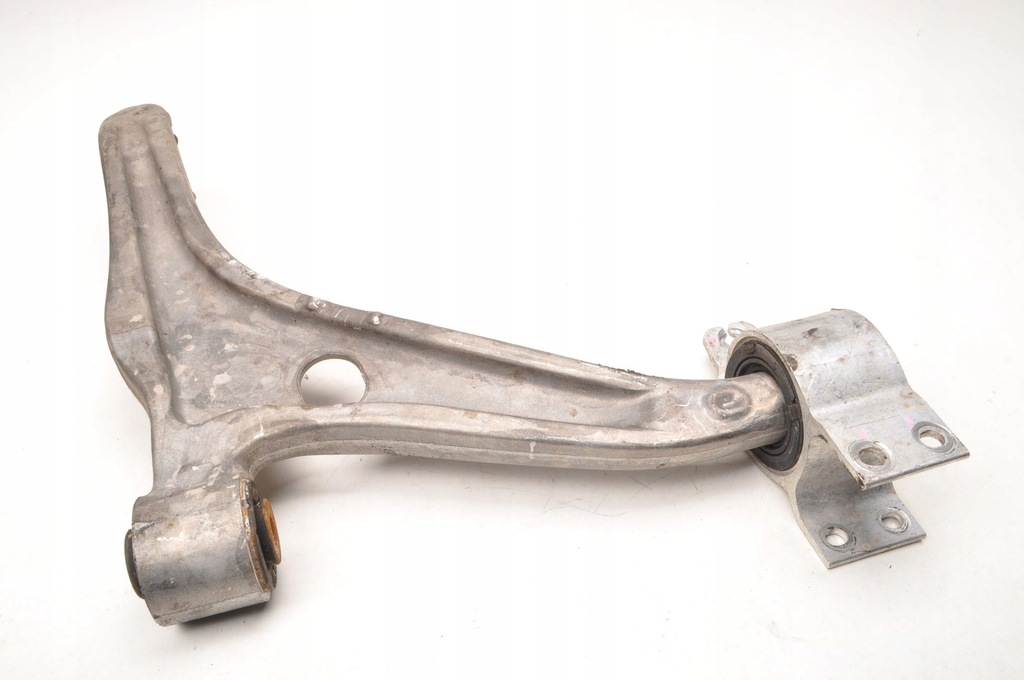 фото №9, Mercedes eqb x243 рычаг левый перед 2473330300 2473305500