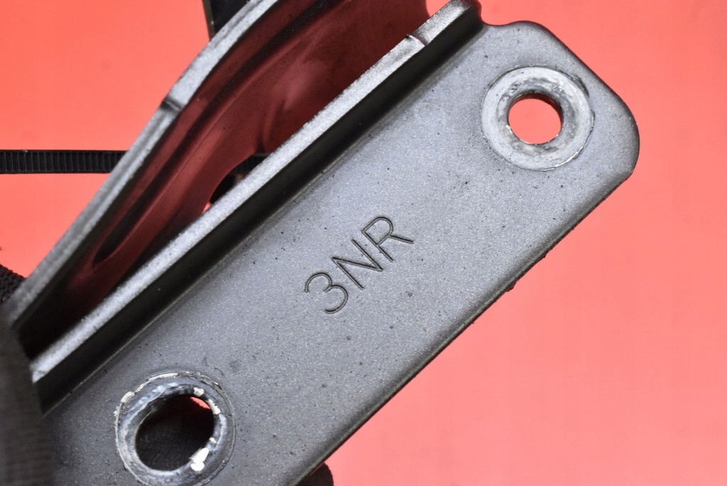 фото №7, Петля петли капот nissan leaf 1 i ze0 lift 10-17