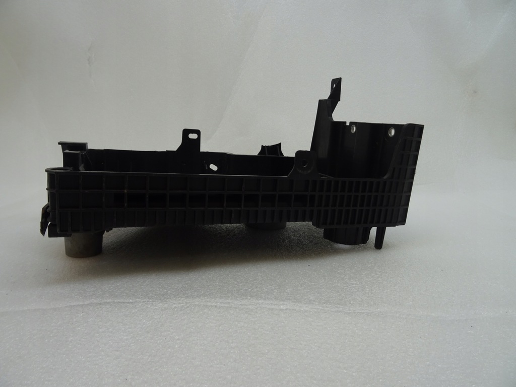 фото №7, Renault clio v 1.5 корпус полка основание аккумулятор