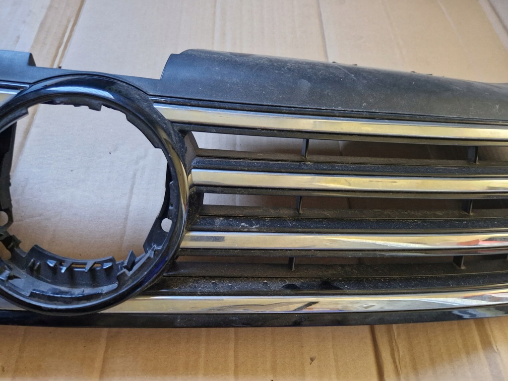 фото №8, Решётка радиатора решётка радиатора перед passat b7 10-14 3aa853651