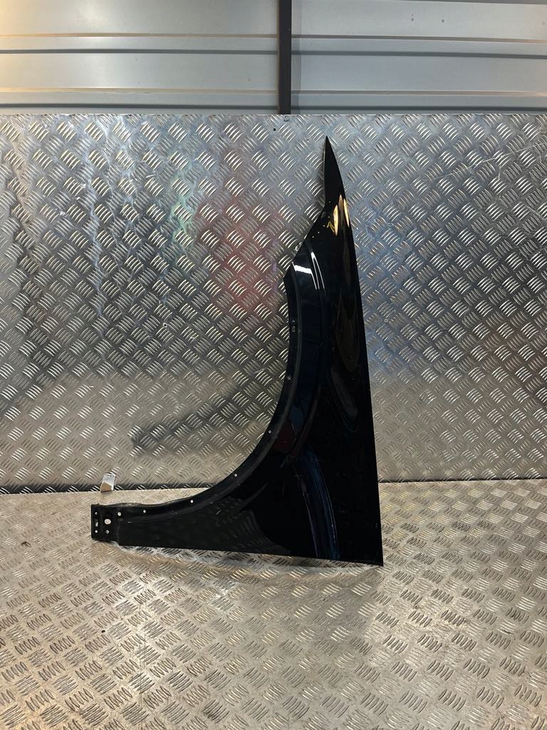 фото №1, Крила polestar ii 2 2019- лівий перед orginał