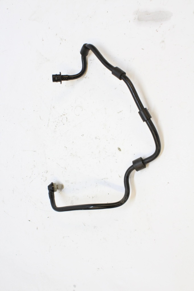 Купити Bmw f10 шланг вакууму