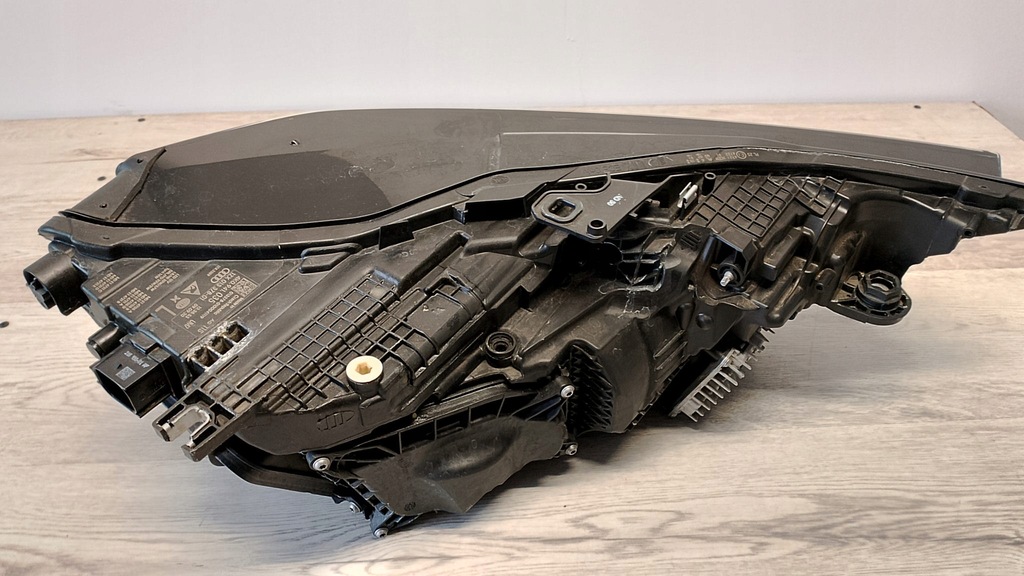 фото №8, Audi a6 c8 ліва лампа перед передня matrix ładna