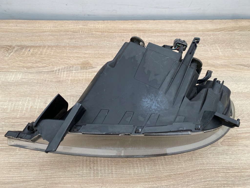 Фара фара правий перед mazda 2 2 1 5d hb + вкладиш - 3m71-13w029-ag Ціна