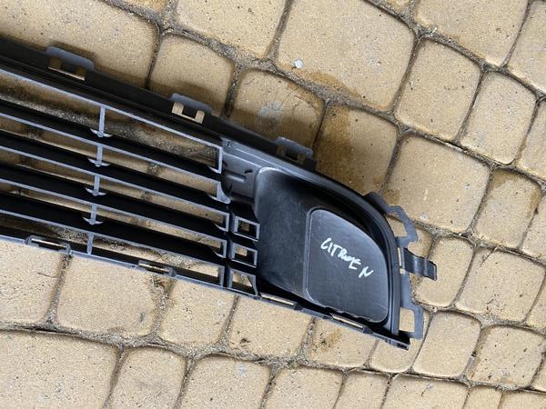 фото №6, Решётка средняя citroen c5 2 ii 08-11 бампера