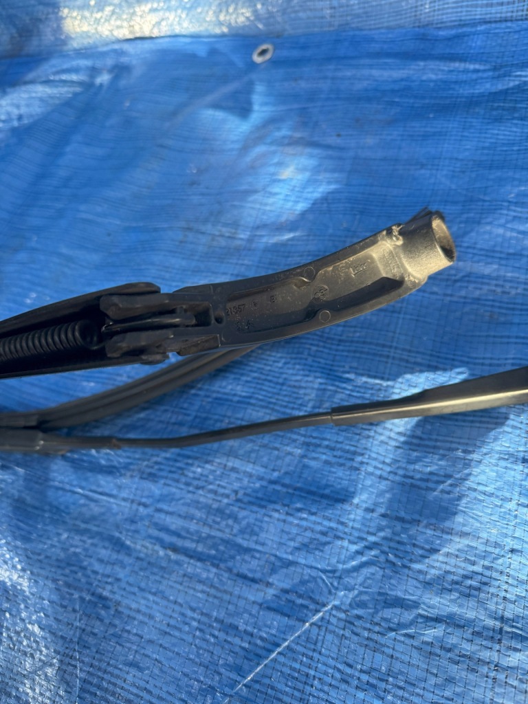 Важіль важелі двірник перед peugeot rcz ym24004680 ym24004580 європа в Україні