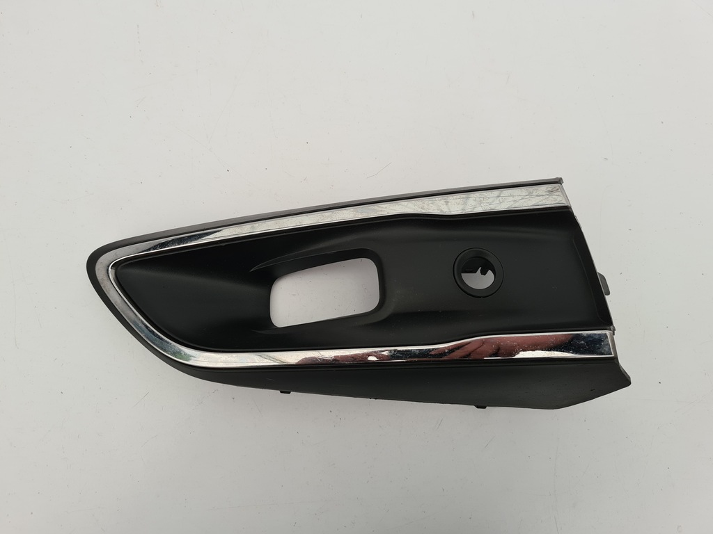 фото №1, Ліва решітка бампера renault zoe lift 261a32884r