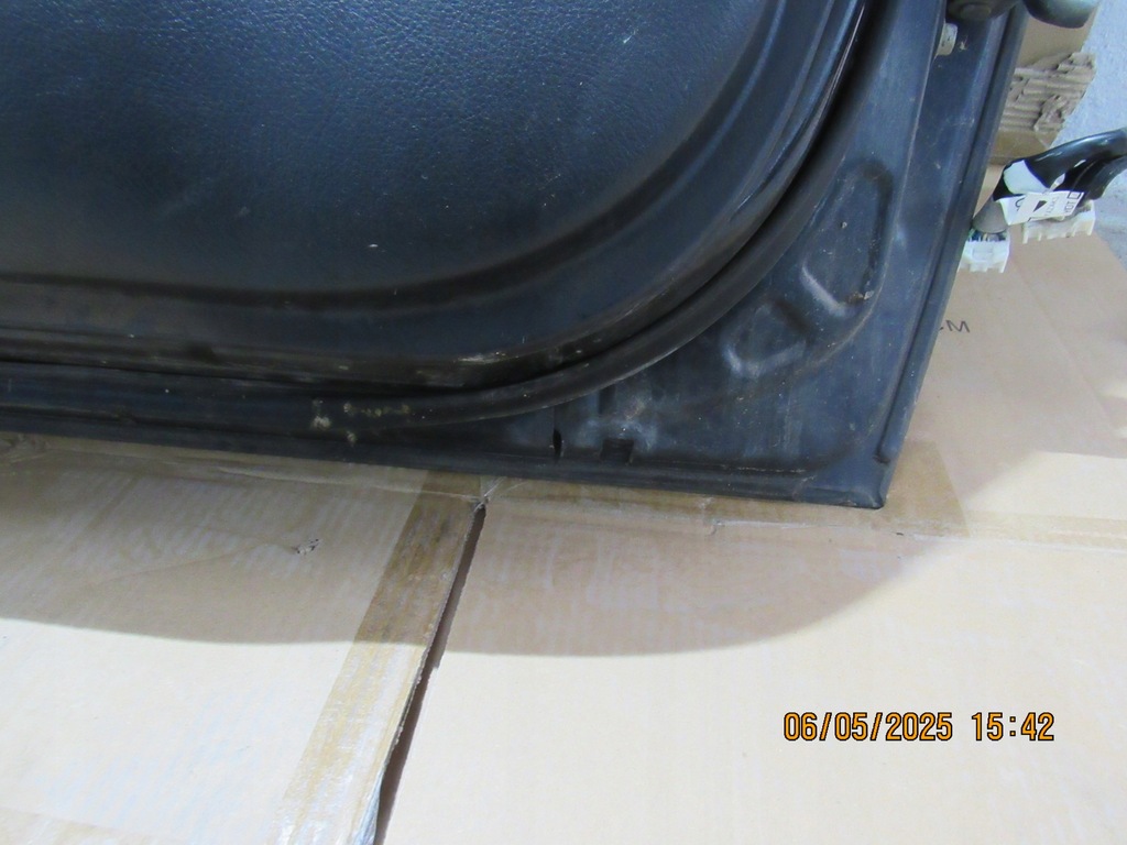 фото №8, Дверь левый перед полный corolla verso ii 209