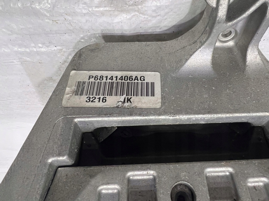 фото №6, Jeep cherokee kl кронштейн подушка двигателя коробки p68141406ag