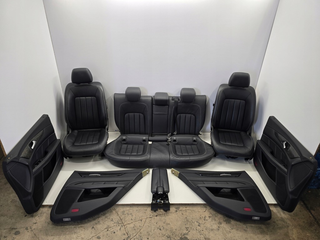 фото №1, Mercedes cls w218 kombi amg сидіння заднє сидіння обшивки підігрів