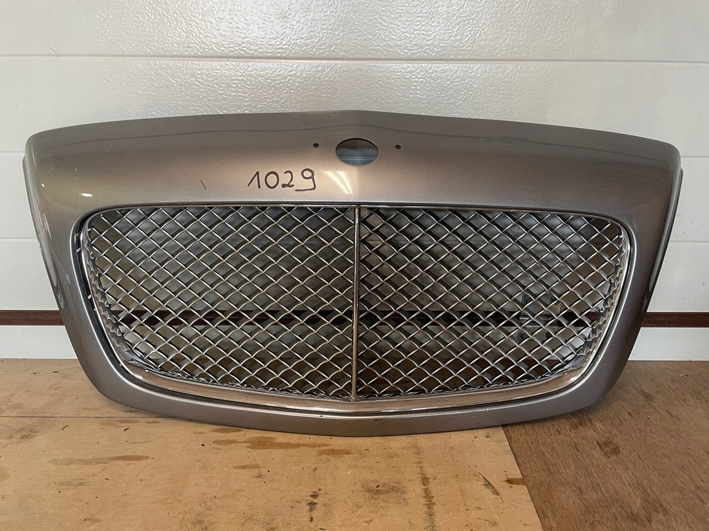 фото №1, Решітка радіатора решітка радіатора bentley continental flying spur 3w0853653c