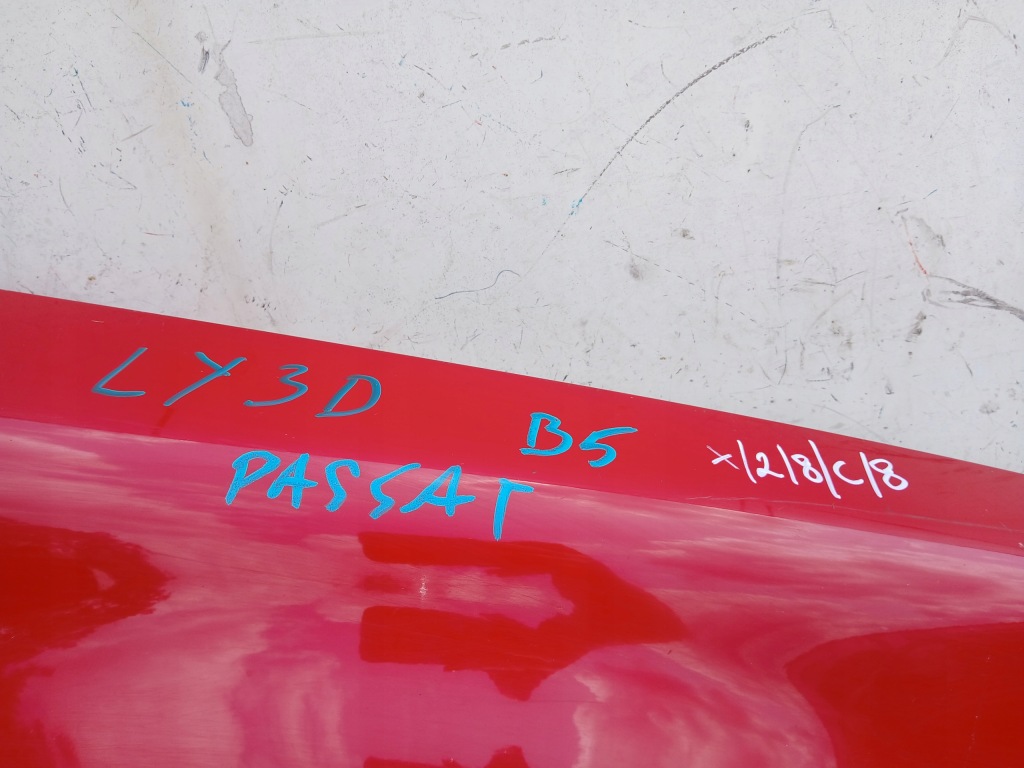 Крило правий passat b5 рестайлінг  ly3d крило Доставка