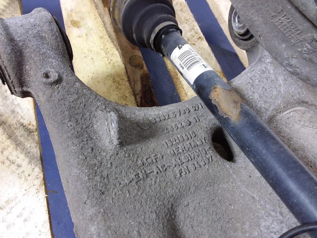 Bmw 5 f10 f11 2.0 d поворотний кулак привідний вал задні ліва Зі Шроту