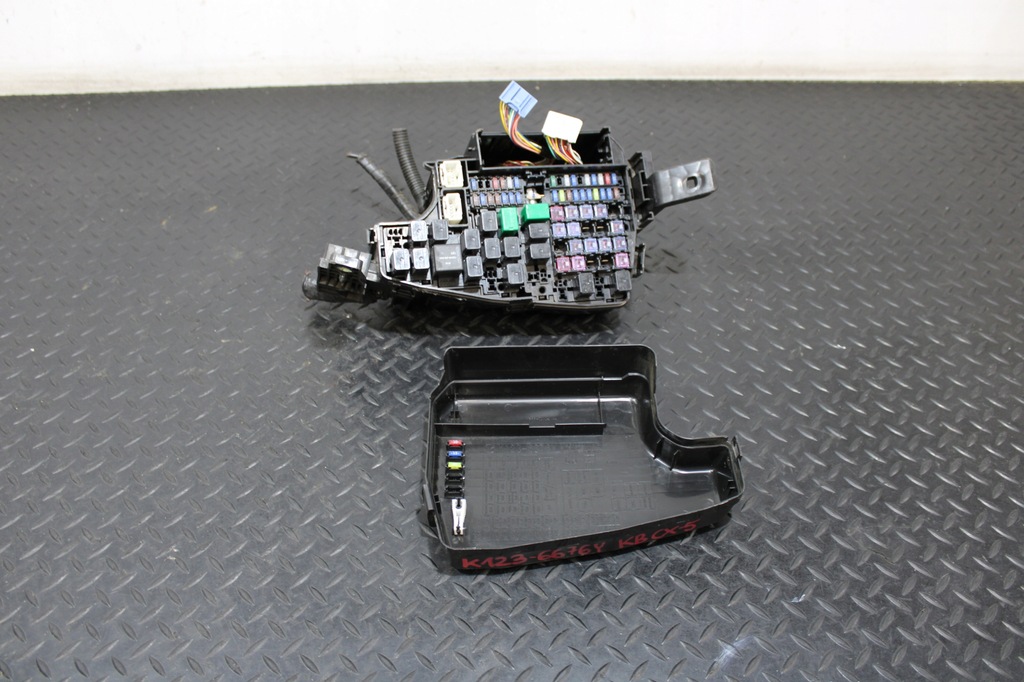 фото №1, Коробка предохранителей корпус mazda cx5 ii 2 kb kf k1236676y