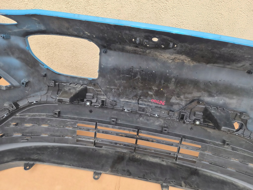 Бампер перед hyundai kona ev electric рестайлинг  оригинал в Украине