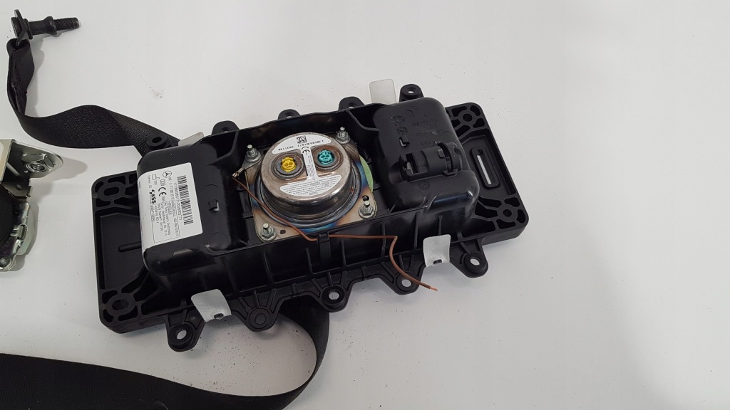 Mercedes w177 подушка безпеки ремені натягувачі оригінал Ціна