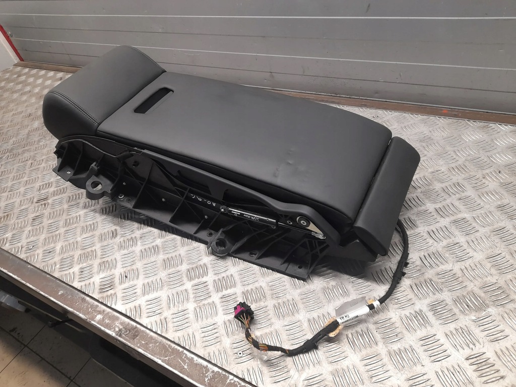 фото №6, Audi a8 s8 d4 4h 4h0885076l задній підлокітники