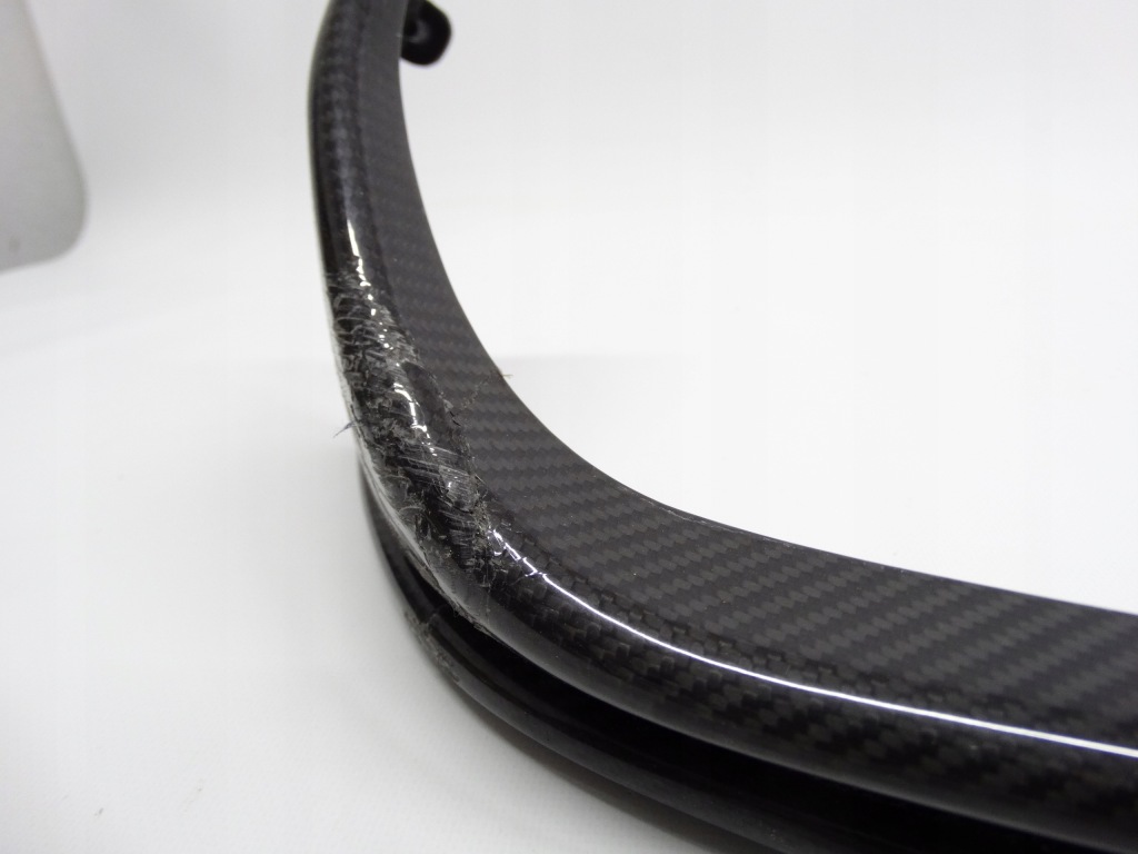 Maserati levante trofeo m161 16-24 спойлер бампера задня карбон 670118795 Оригінал