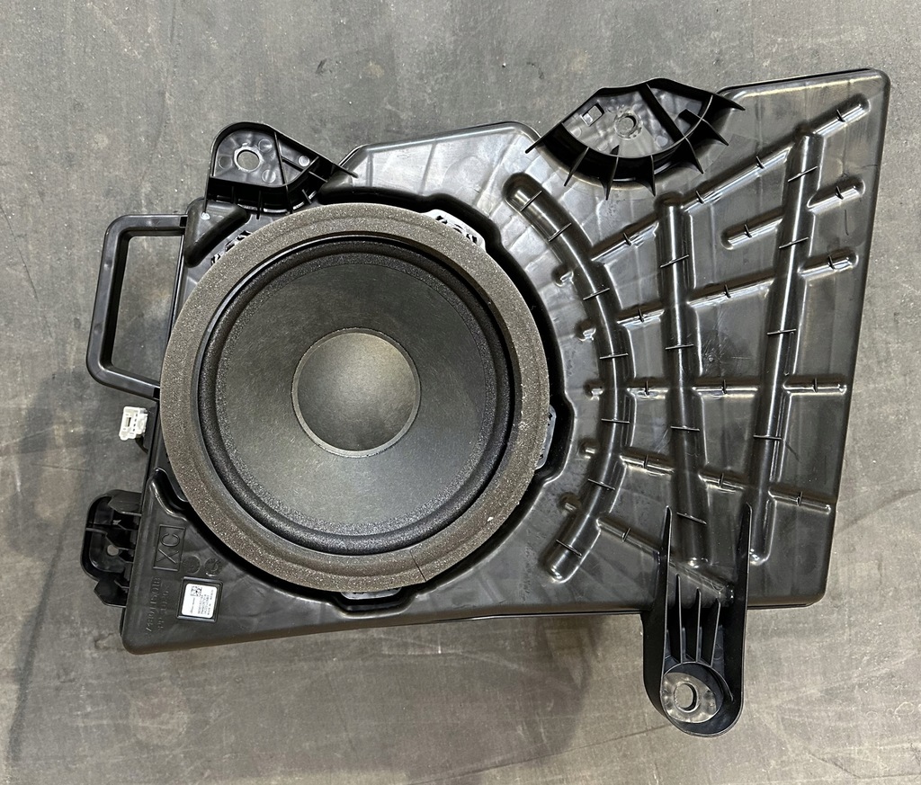 фото №1, Сабвуфер динамик harman kardon subaru ascent