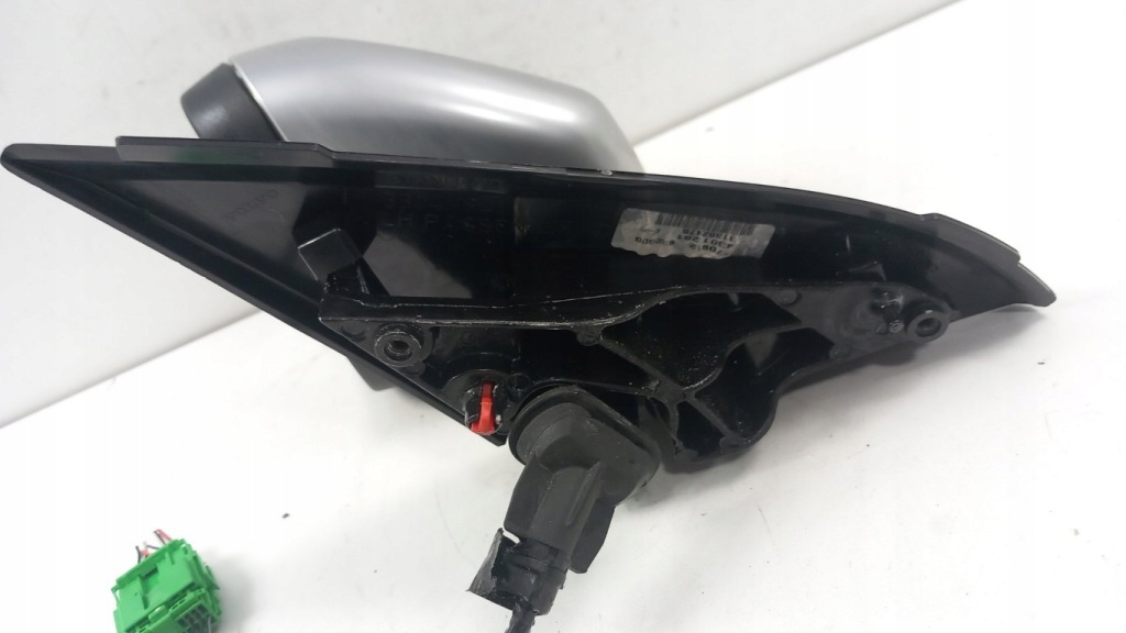 Volvo v60 s60 ii дзеркало ліва 8pin satyna Київ
