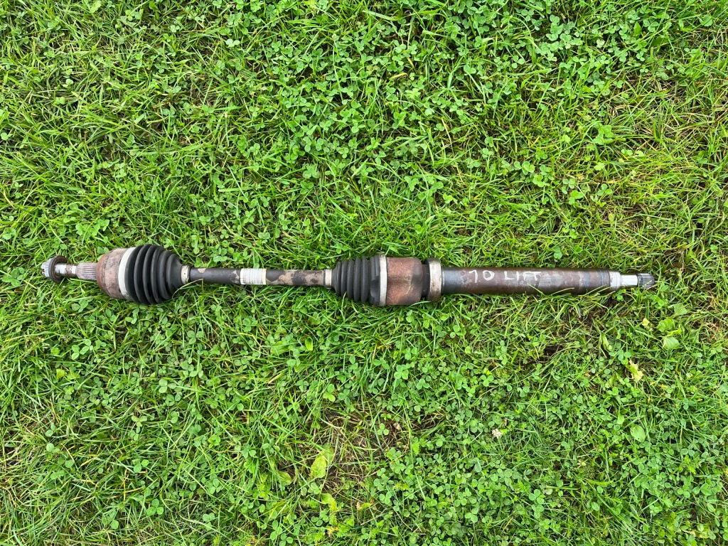 Приводной вал ford focus mk3 рестайлинг  1,0 ecoboost правая 6-biegów в Украине