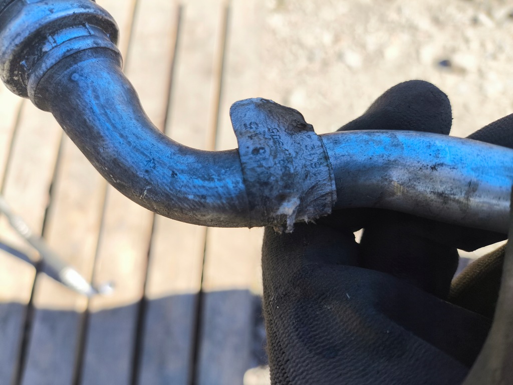 фото №5, Mercedes w245 трубка шланг кондиціонера a1698301815 ?