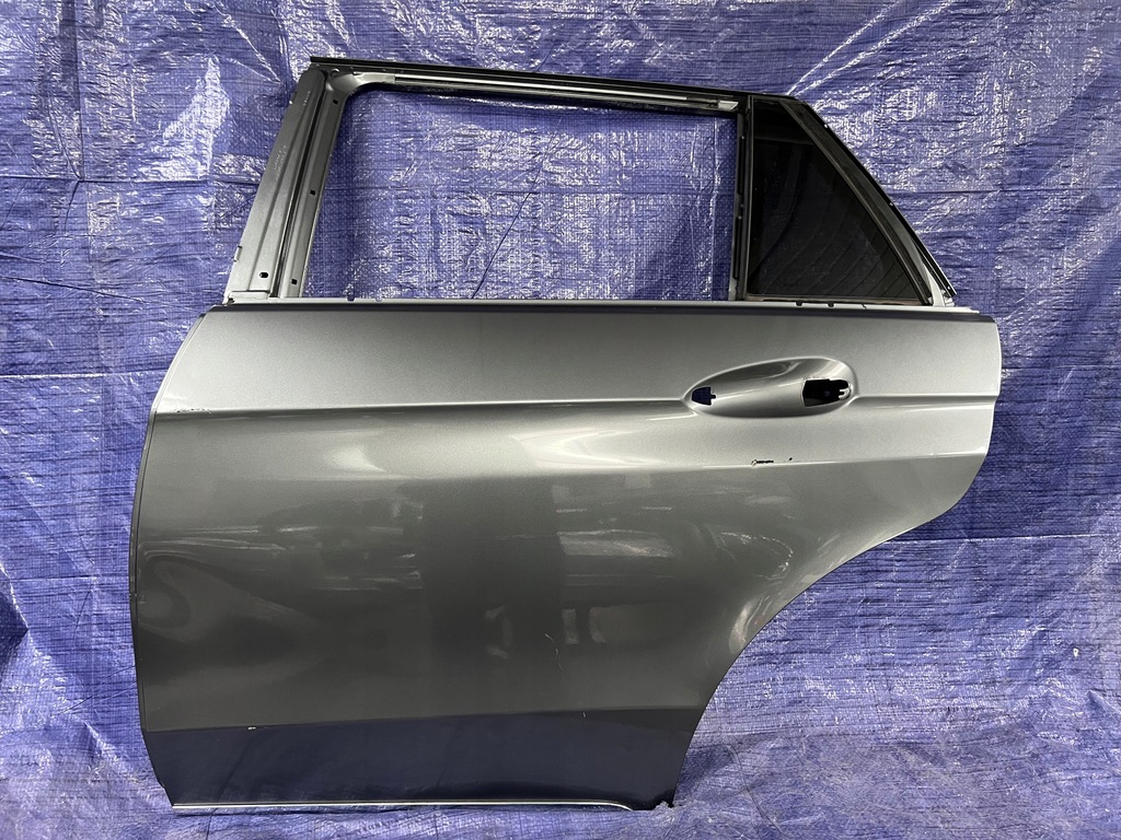 фото №1, Mercedes eklasa w212 lift kombi левая задние дверь