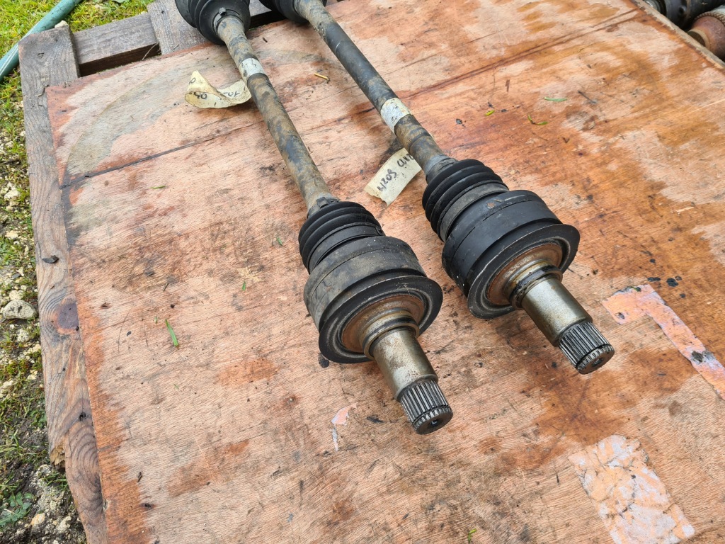 Mercedes w209 привідний вал clk 240 Ціна