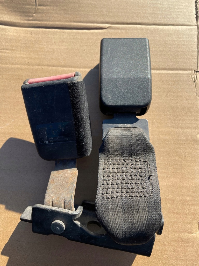 фото №2, Кліпса поперечина безпеки задня renault laguna ii