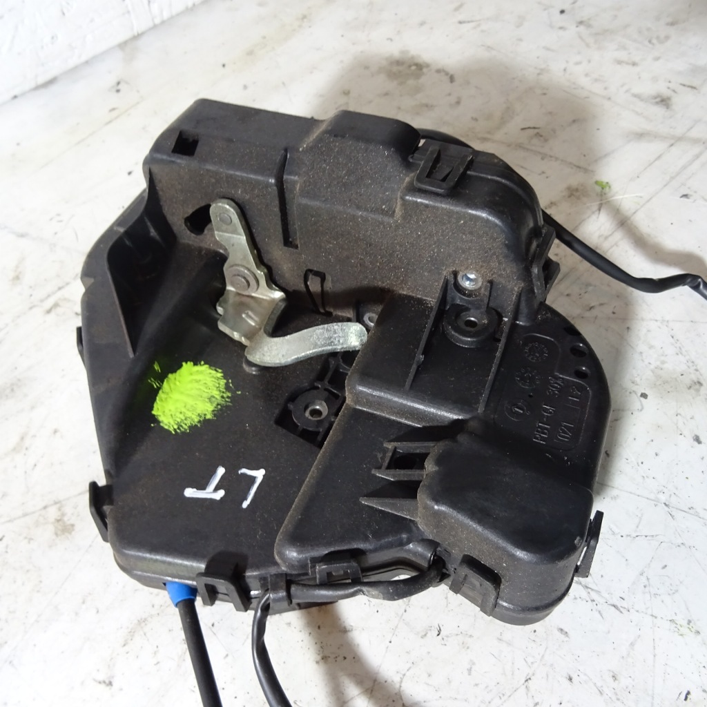 фото №2, Mercedes cls c219 замок дверь задняя левый