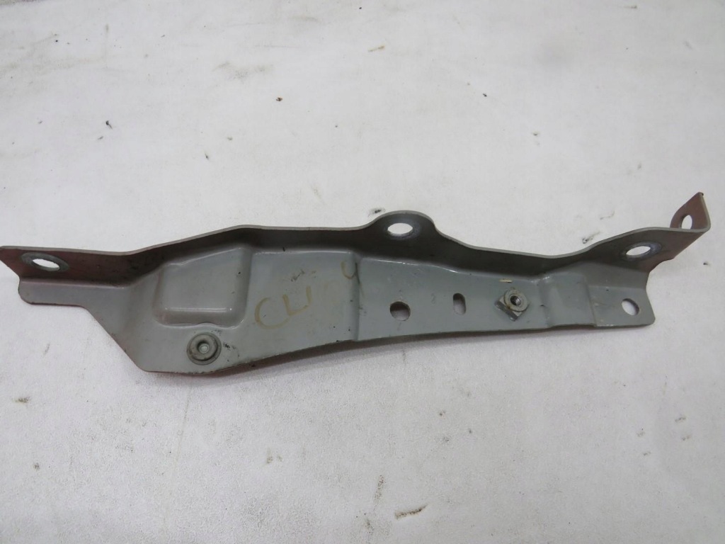 фото №3, Кронштейн крыла правый перед clio iv