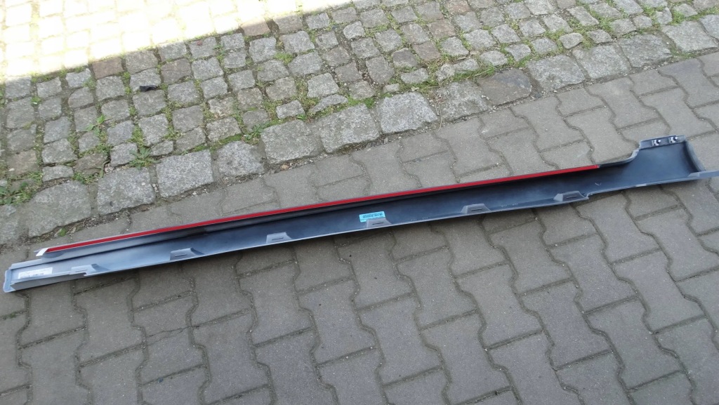 фото №7, Молдинг порог правая 3g0853858f vw passat b8