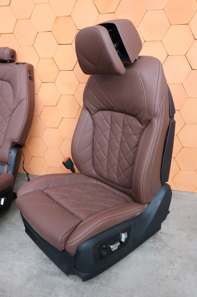 фото №4, Bmw x7 g07 lci салон сиденья заднее сиденье обшивки туннель 3 ряды вентиляция coffee